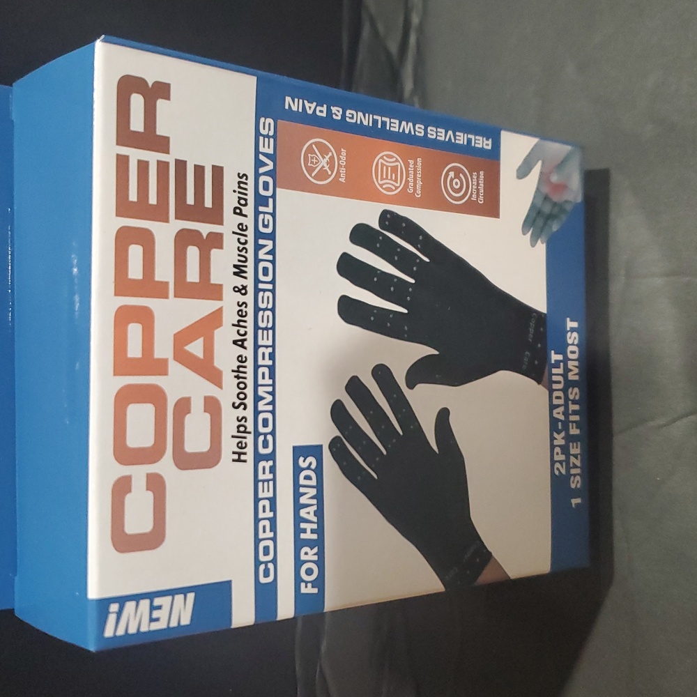 Copper Care 2pack Adult size copper compression gloves‎ one size fits most new
